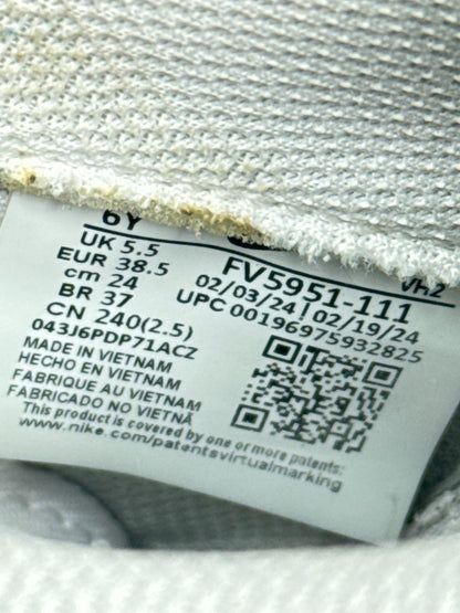 Nike Air Force 1 Low (38.5)