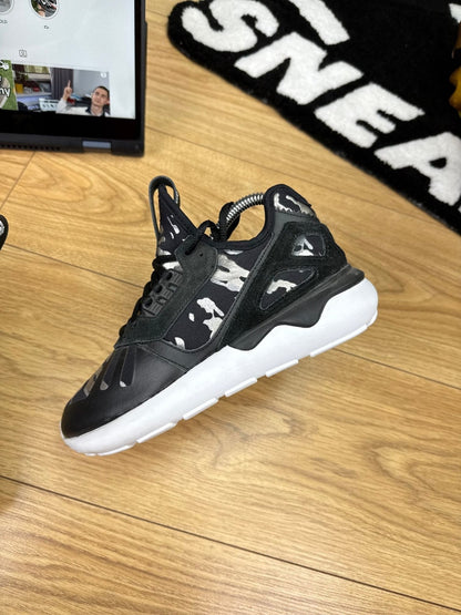 Adidas Tubular Runner Tubular Runner Black Silver — buty sportowe damskie nowe rozmiar 36, widok z góry na wewnętrzną stronę butów