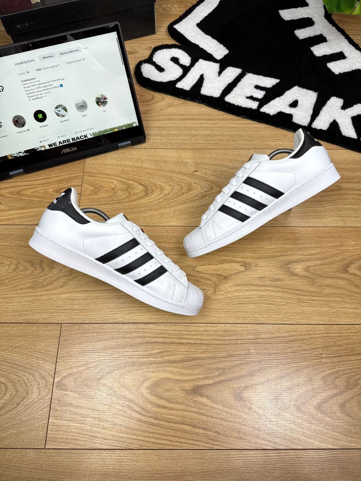 Adidas Superstar (44 2/3)