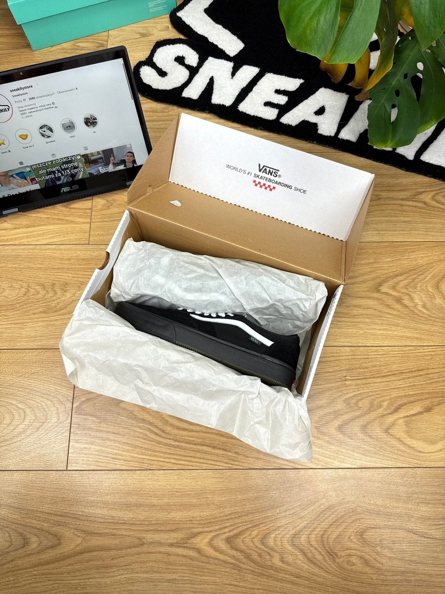Vans Gilbert Crockett “Blackout” Crockett Blackout — buty sportowe męskie nowe rozmiar 40, boczny profil
