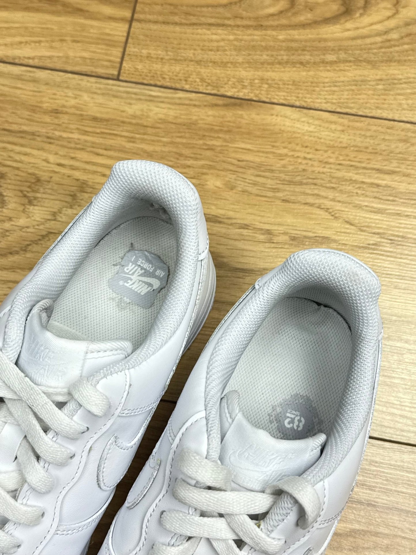 Nike Air Force 1 Low (40)