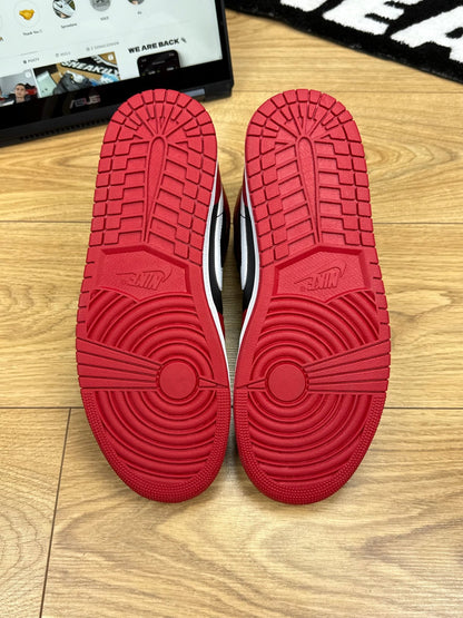 Nike Air Jordan 1 Mid (44)
