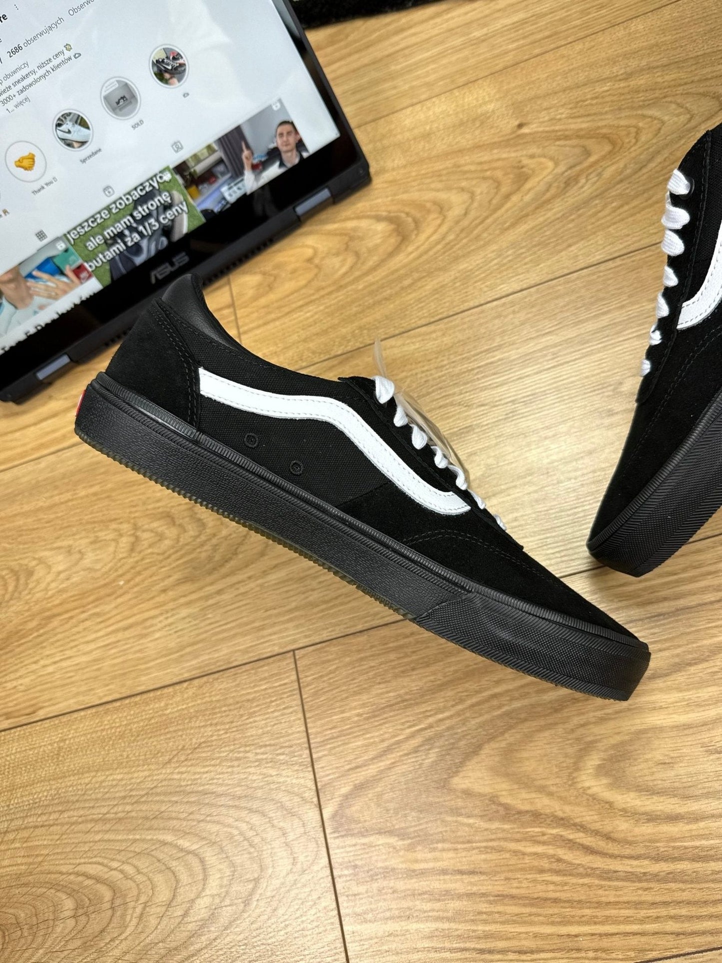 Vans Gilbert Crockett “Blackout” Crockett Blackout — buty sportowe męskie nowe rozmiar 42, wewnętrzny panel lewego buta