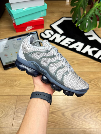 Nike Air Vapormax Plus (42)