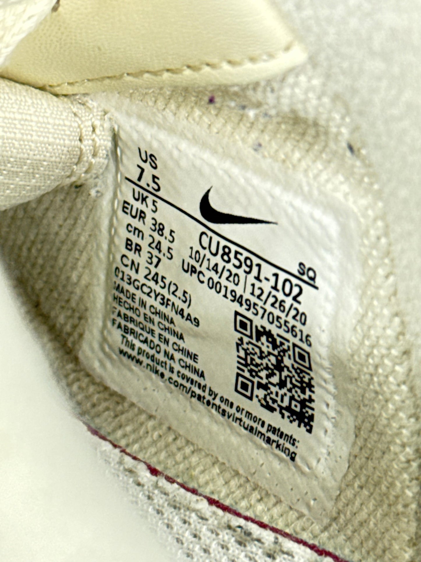 Nike Air Force 1 Low Shadow (38.5)