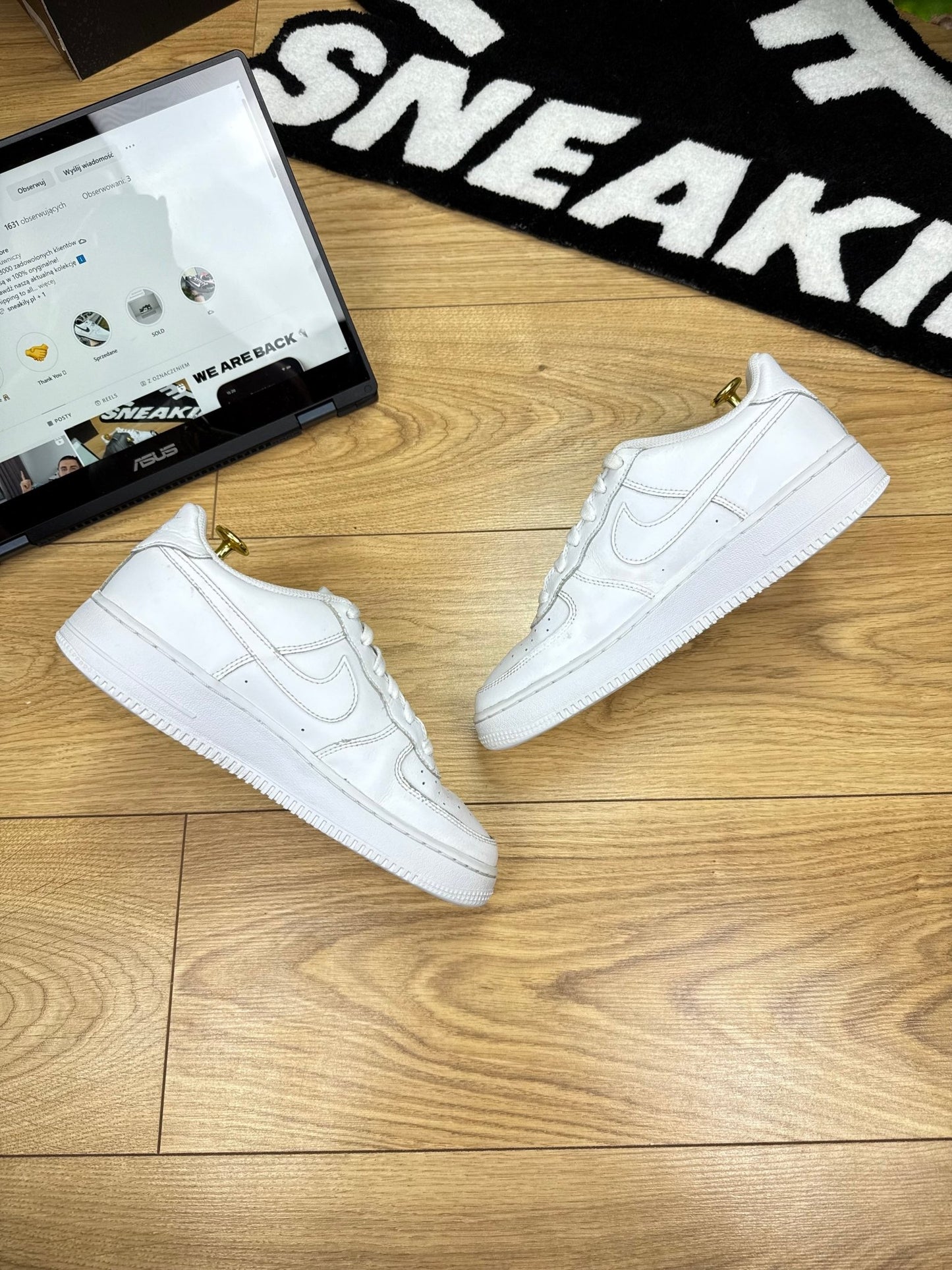 Nike Air Force 1 Low (40)