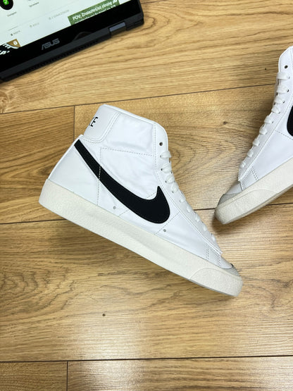 Nike Blazer Mid 77 (38.5)