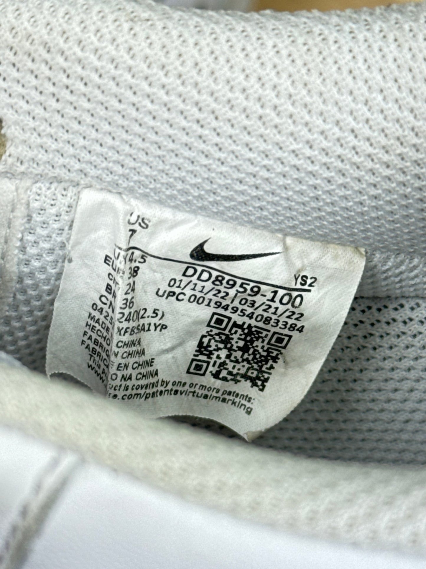 Nike Air Force 1 Low (38)