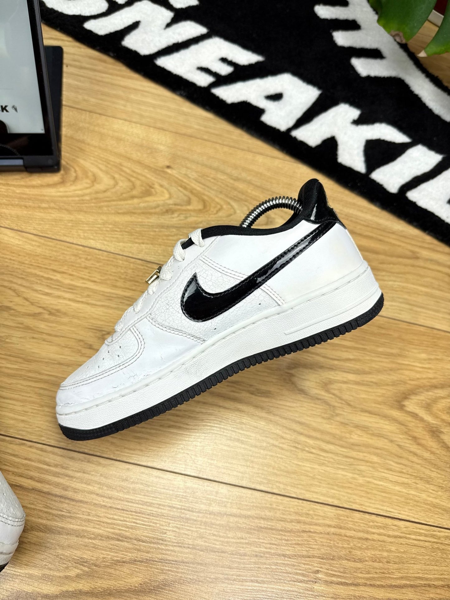 Nike Air Force 1 Low (37.5)