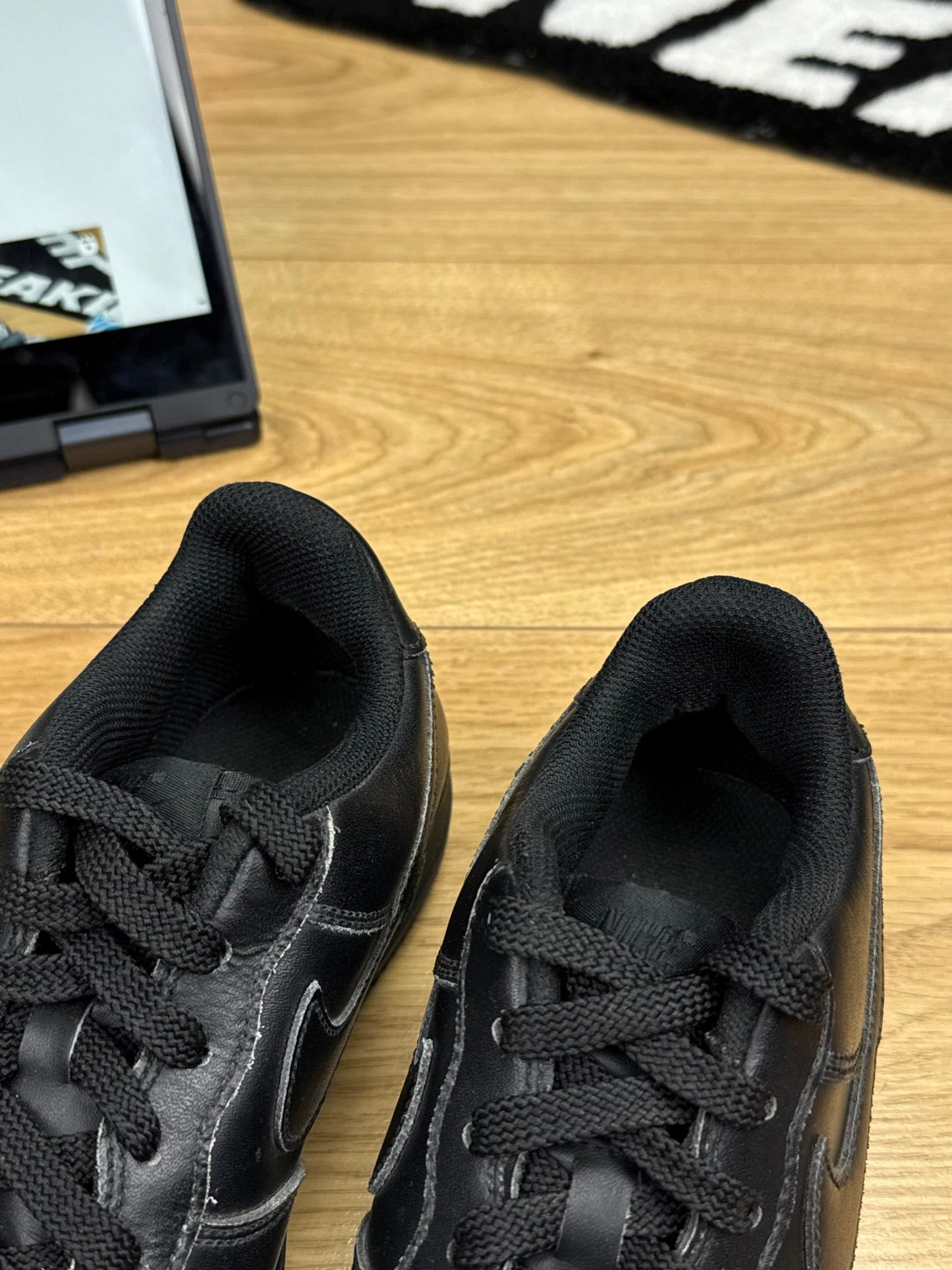 Nike Air Force 1 Low (38.5)