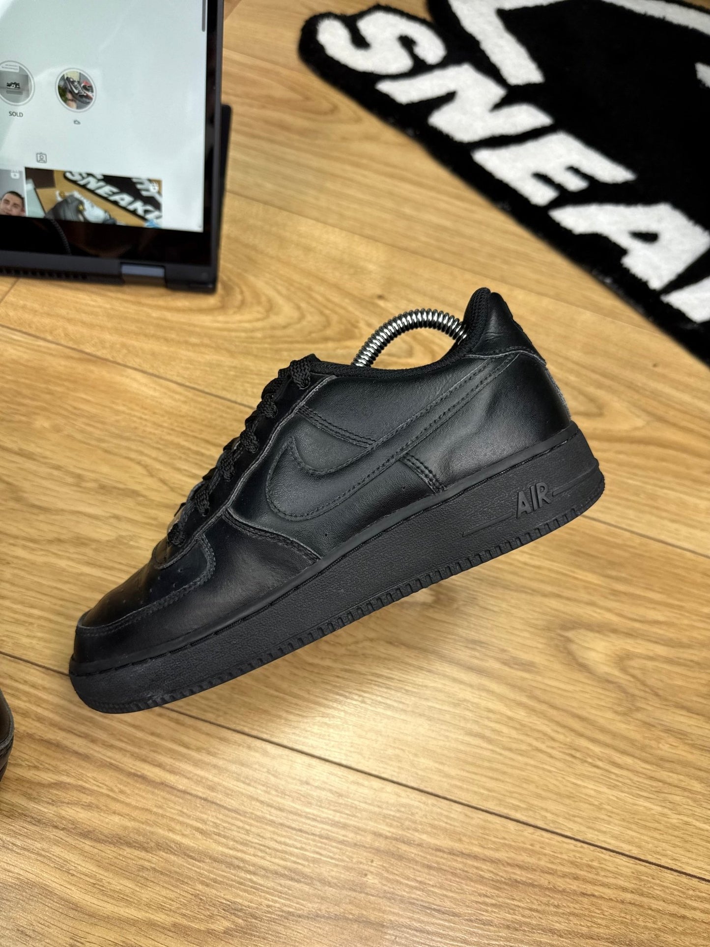 Nike Air Force 1 Low (38.5)