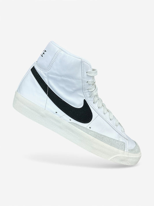Nike Blazer Mid 77 (41)