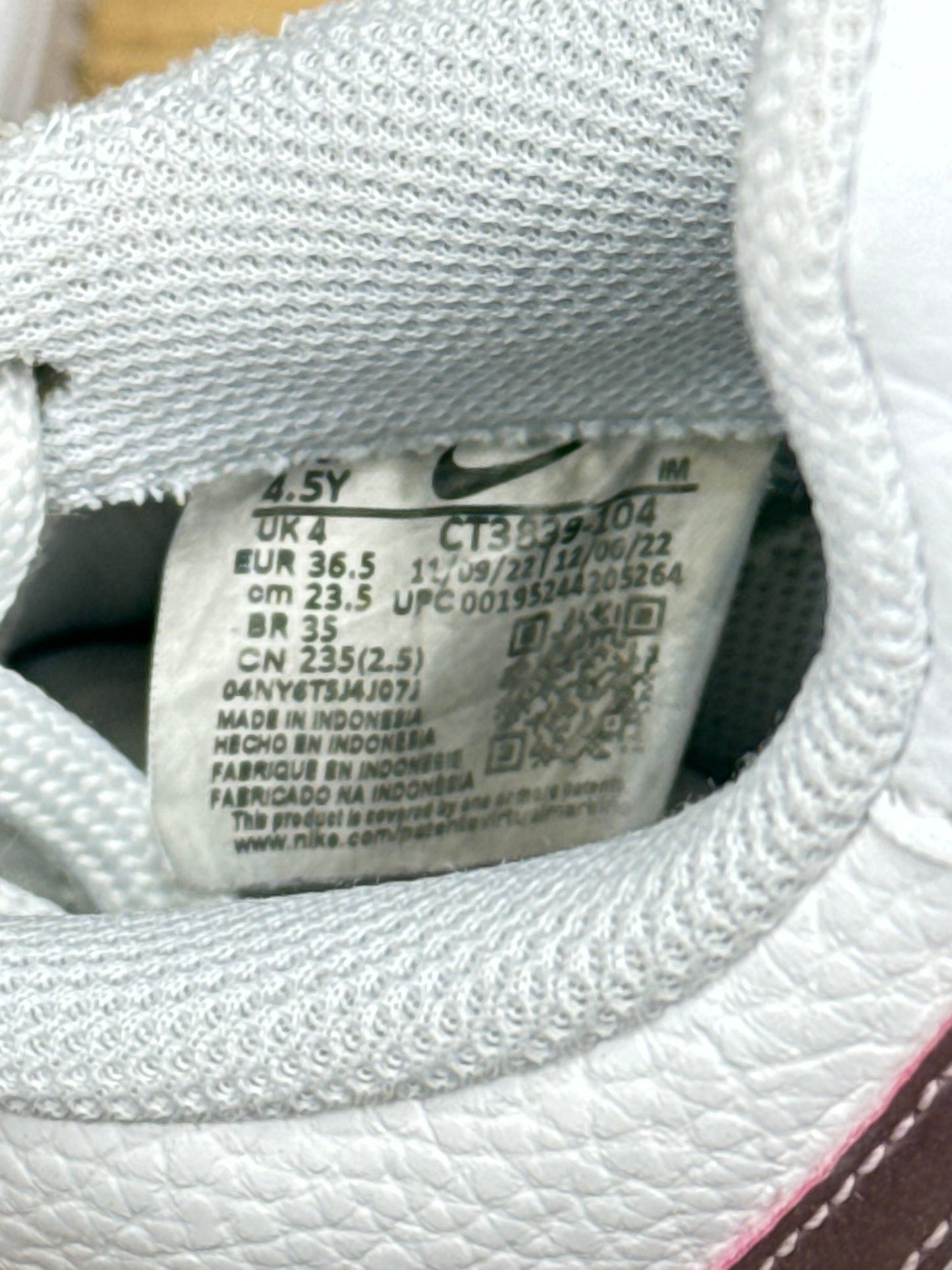 Nike Air Force 1 Low (36.5)