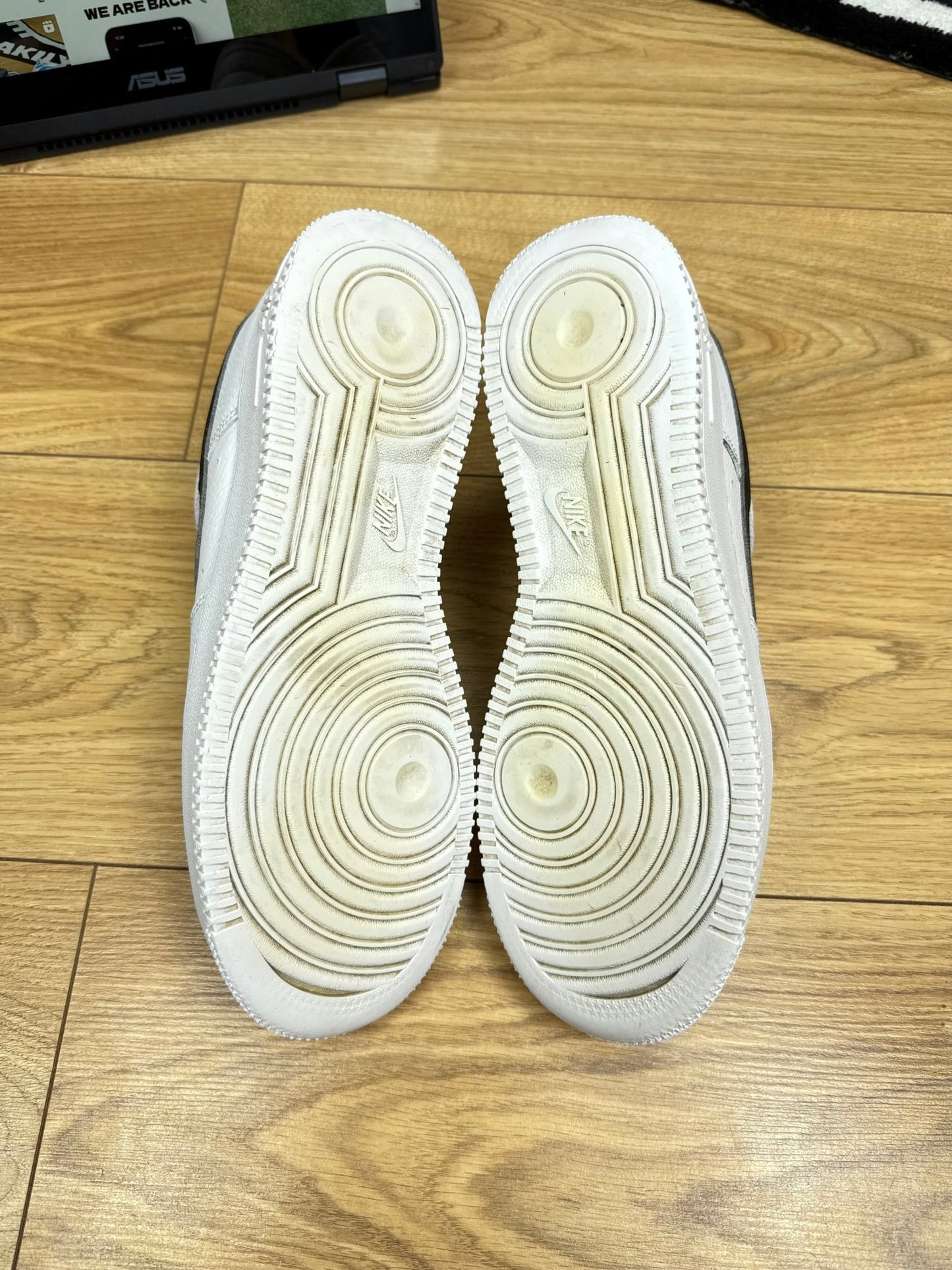 Nike Air Force 1 Low (42)
