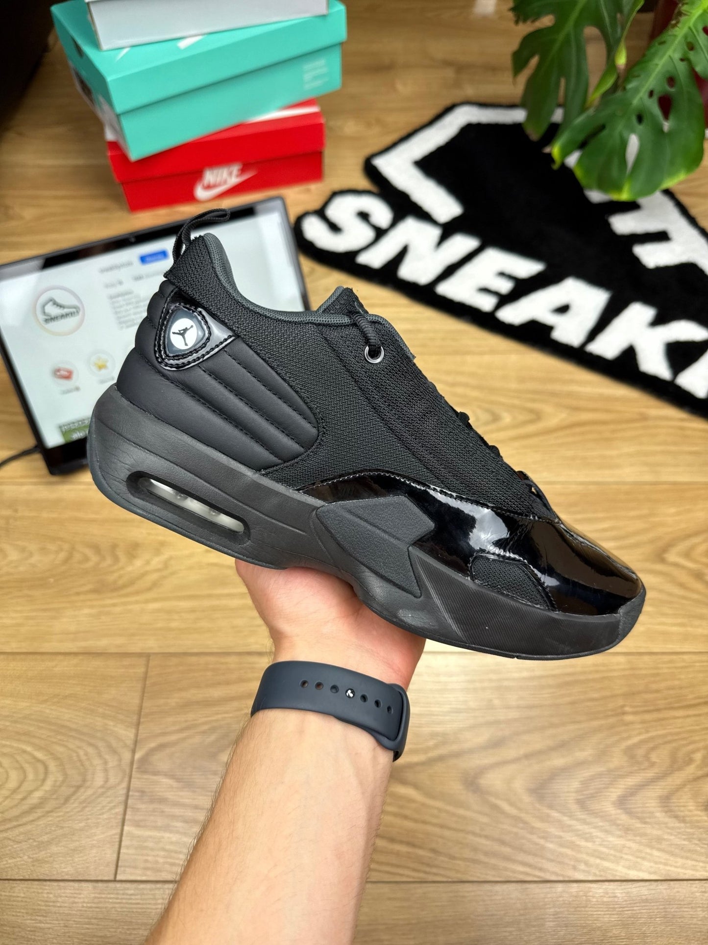 Nike Air Jordan Max Aura 6 (42.5)