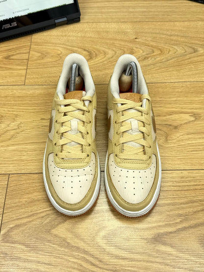 Nike Air Force 1 Low (37.5)