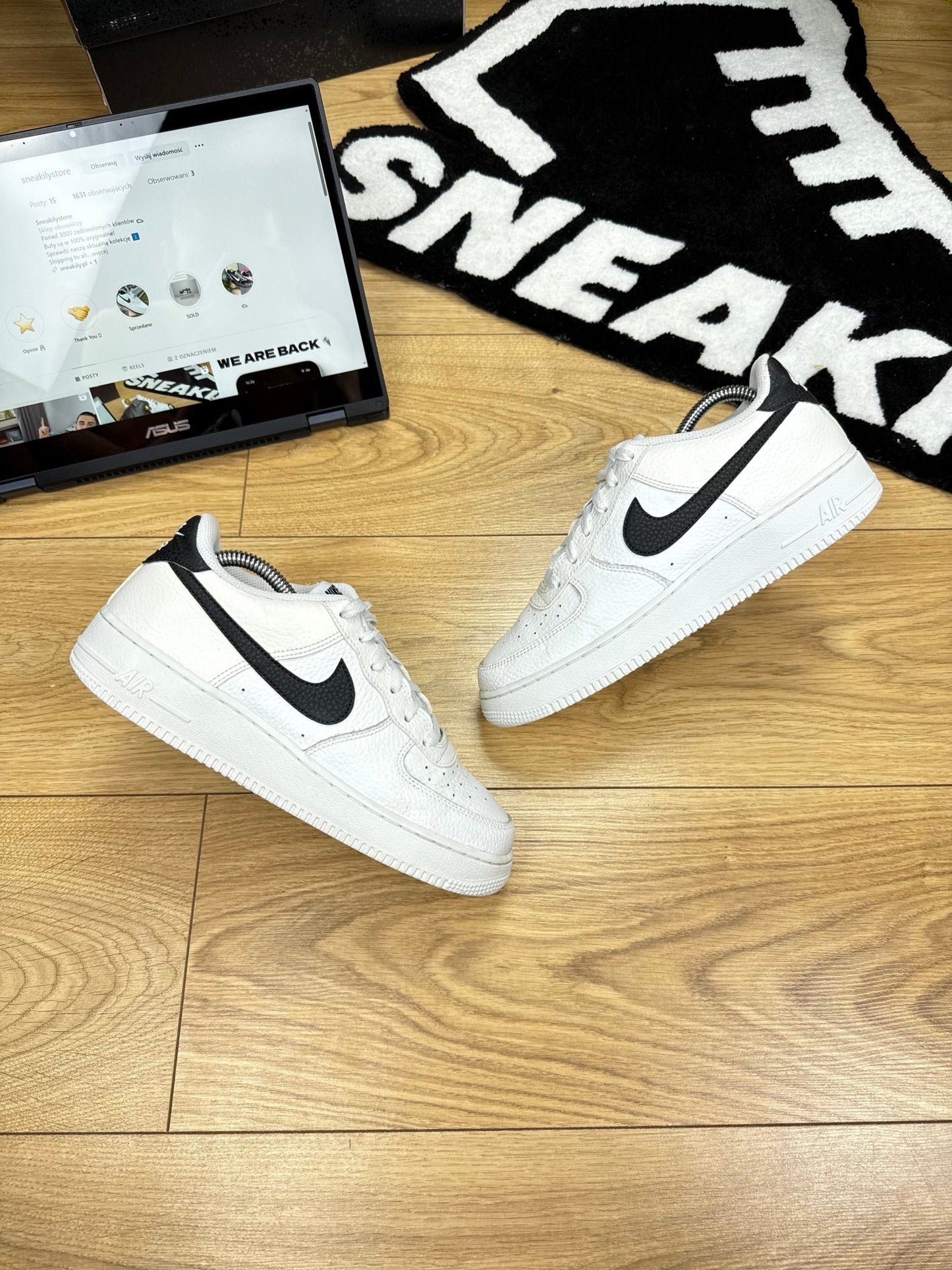Nike Air Force 1 Low (40)