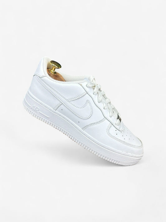 Nike Air Force 1 Low (38.5)