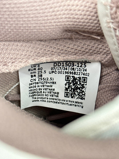 Nike Dunk Low (40)