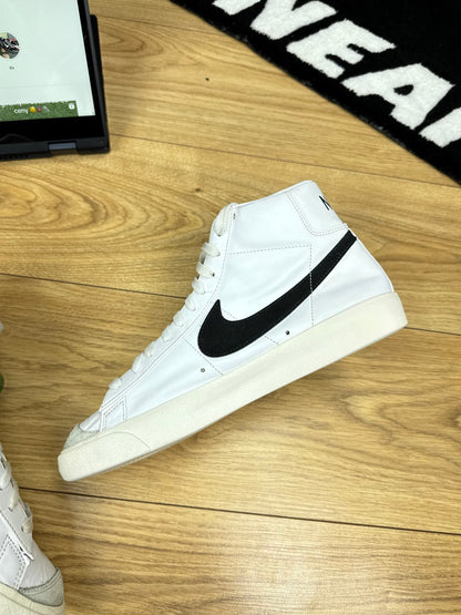 Nike Blazer Mid 77 (43)