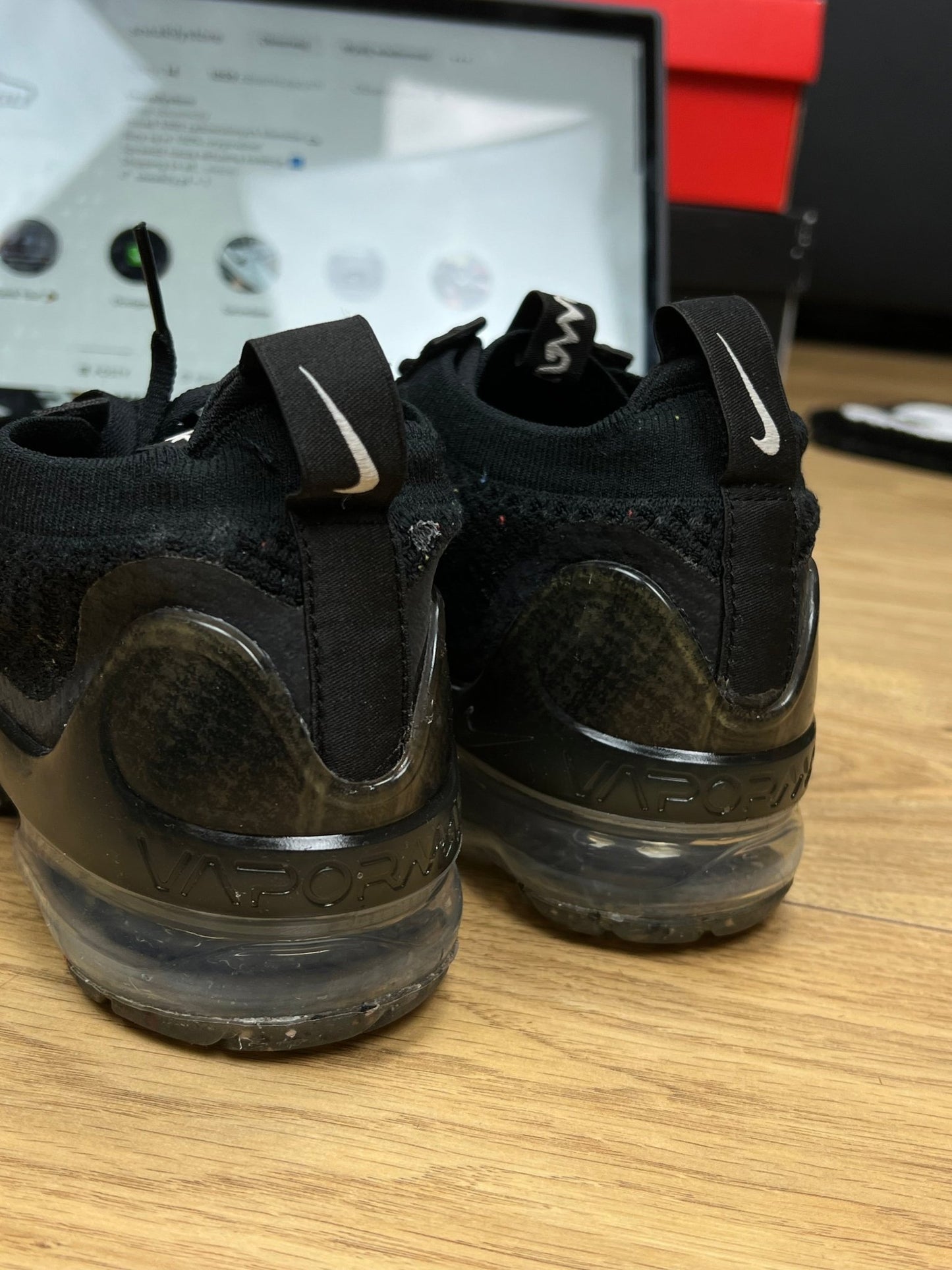 Nike Air Vapormax 2021 FK (38.5)