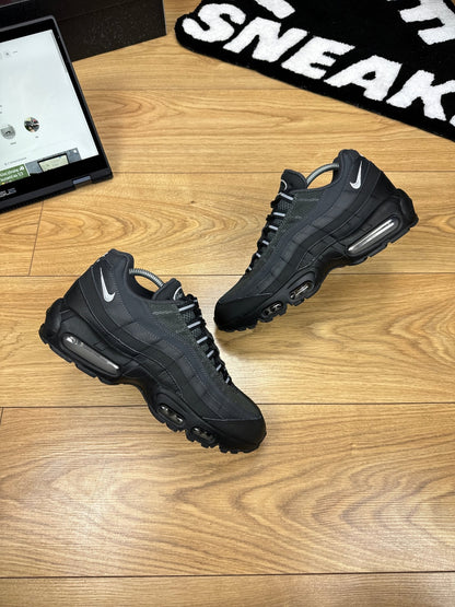 Nike Air Max 95 (42.5)