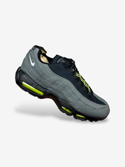 Nike Air Max 95 (42.5)
