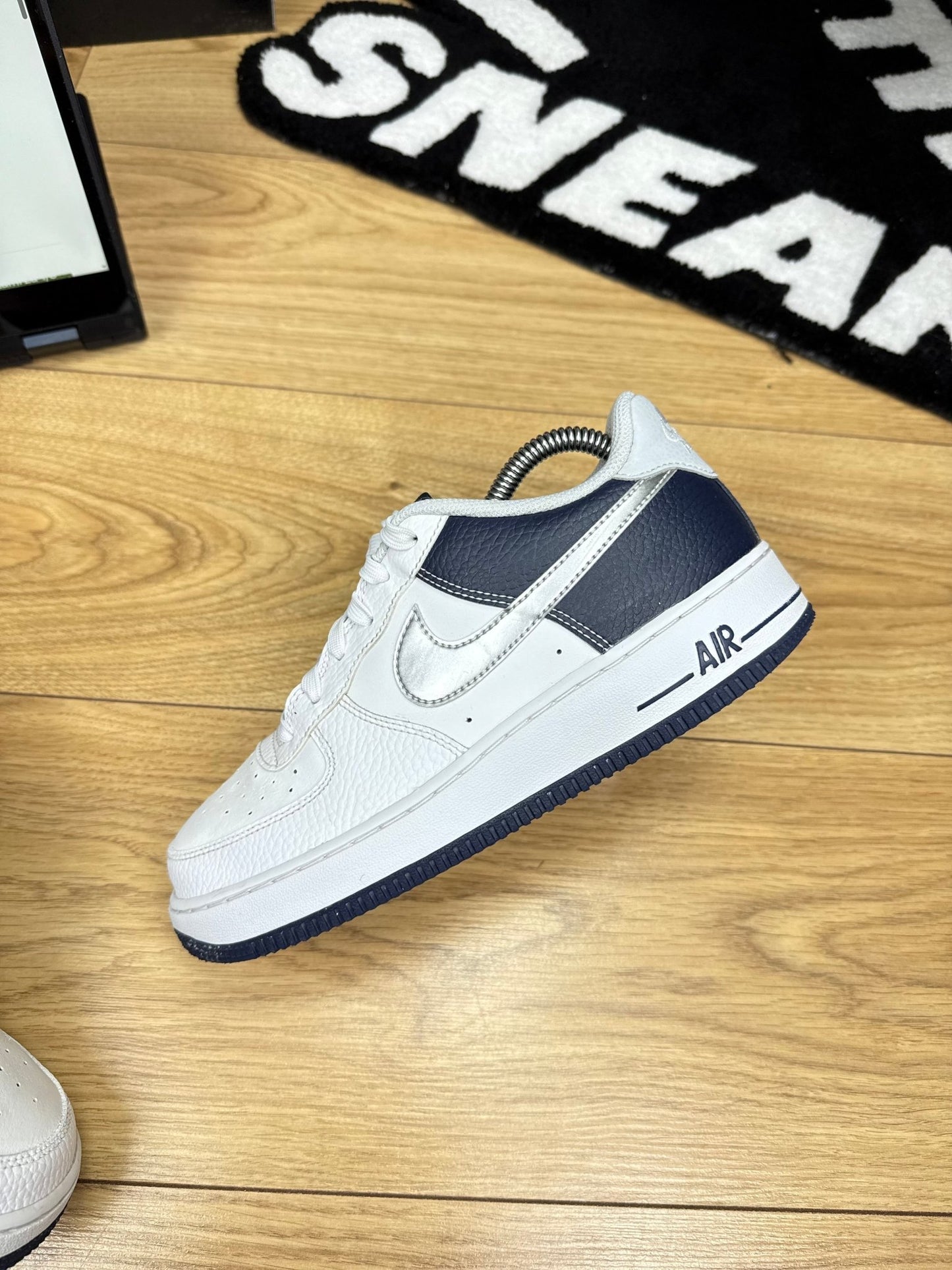 Nike Air Force 1 Low (38.5)