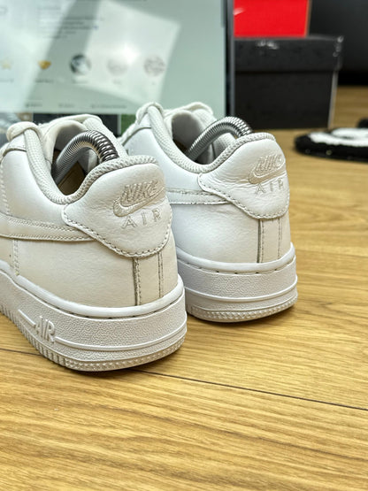 Nike Air Force 1 Low (37.5)