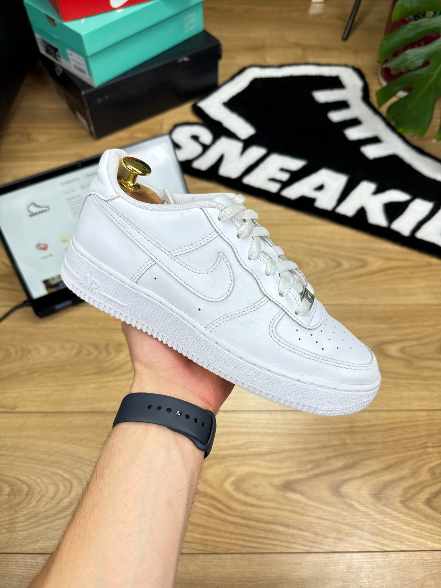 Nike Air Force 1 Low (38.5)