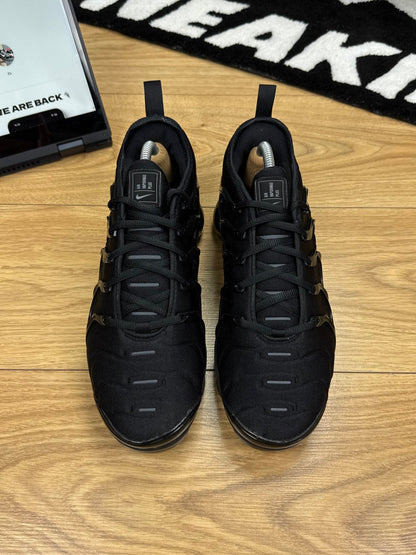 Nike Air Vapormax Plus (42.5)