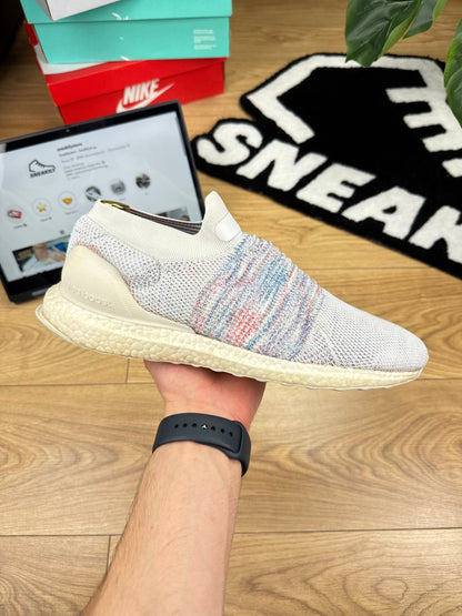 Adidas UltraBoost Laceless (45 1/3)