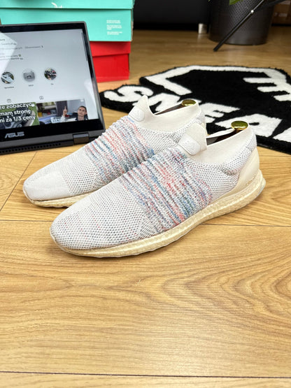 Adidas UltraBoost Laceless (45 1/3)