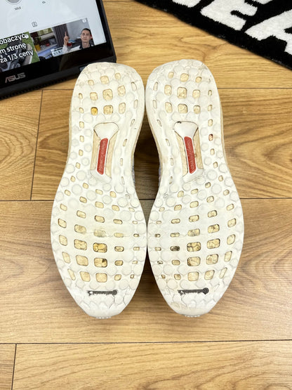 Adidas UltraBoost Laceless (45 1/3)