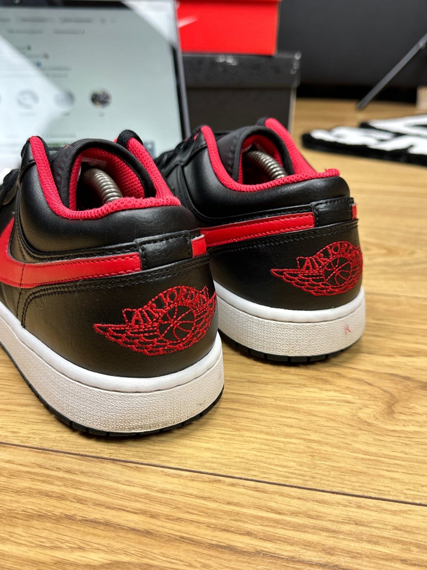 Nike Air Jordan 1 Low (45)