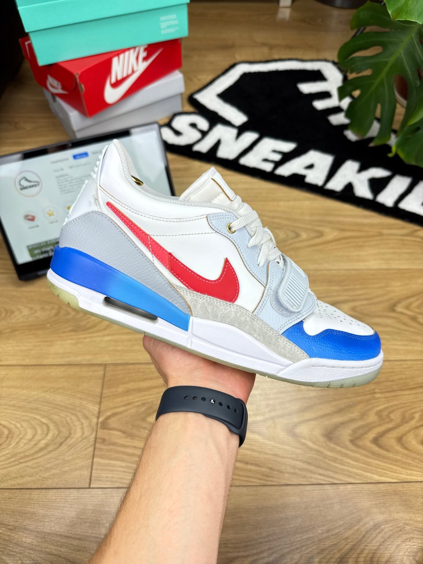 Nike Air Jordan Legacy 312 (45.5)