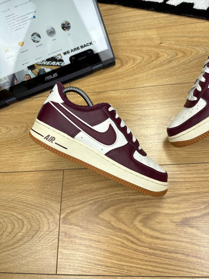 Nike Air Force 1 Low (37.5)
