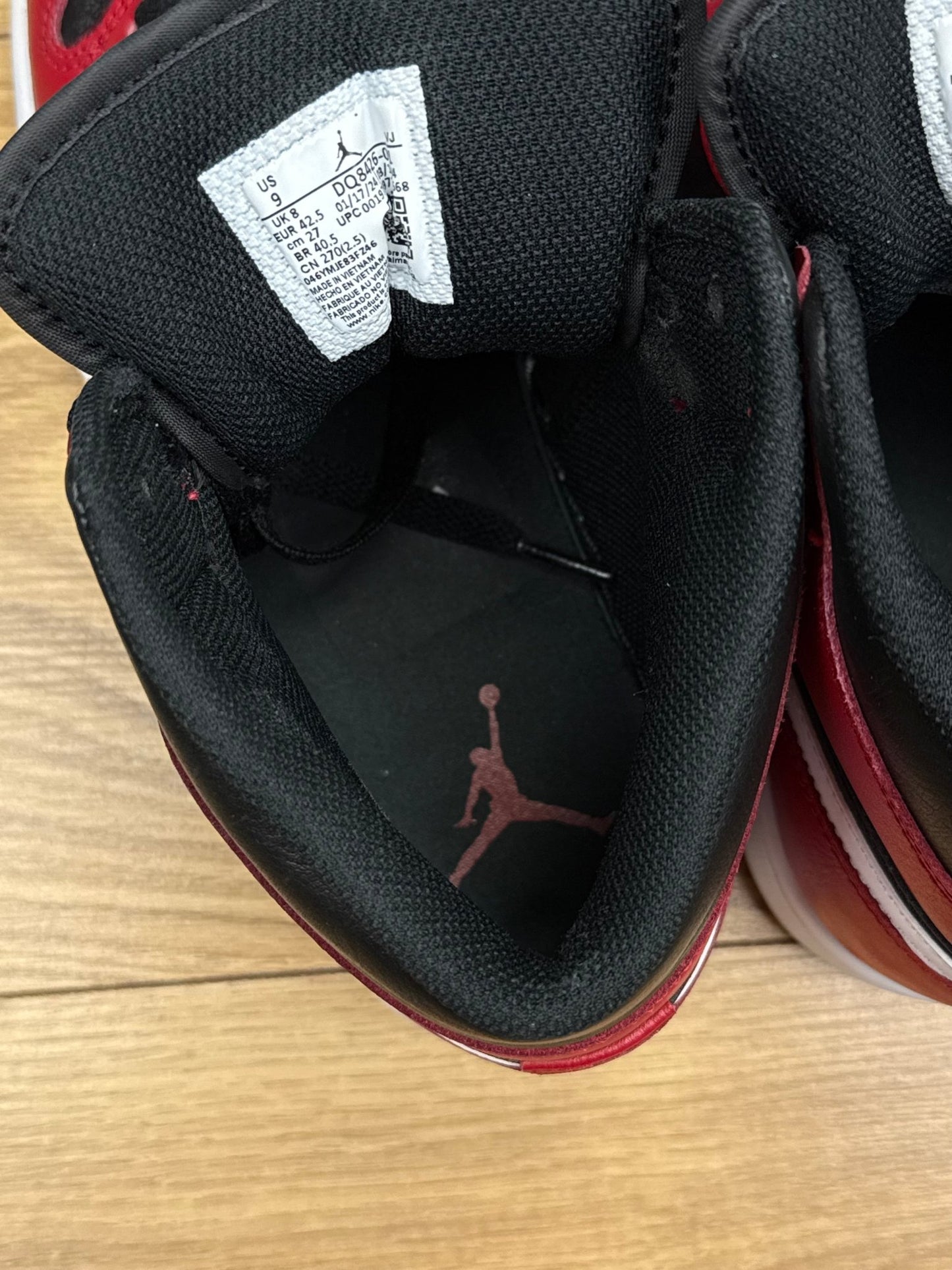 Nike Air Jordan 1 Mid (42.5)