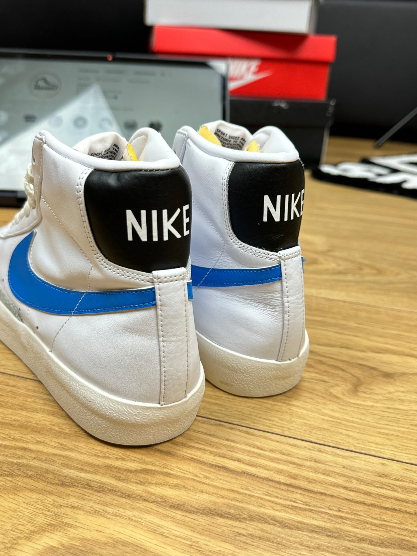 Nike Blazer Mid 77 (43)