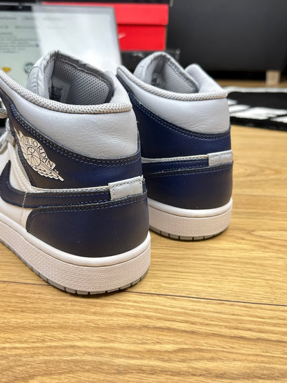 Nike Air Jordan 1 Mid (43)