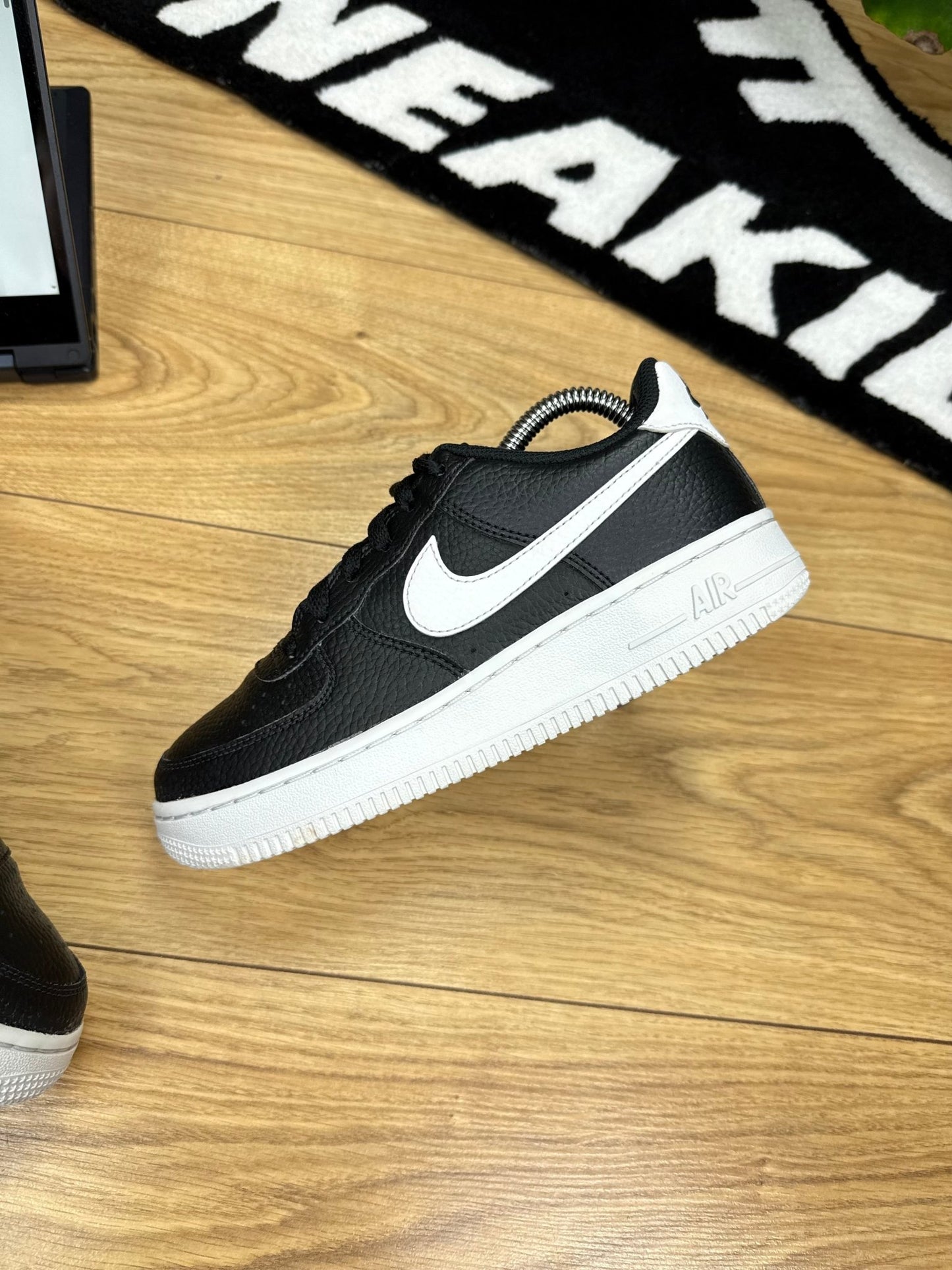 Nike Air Force 1 Low (36.5)