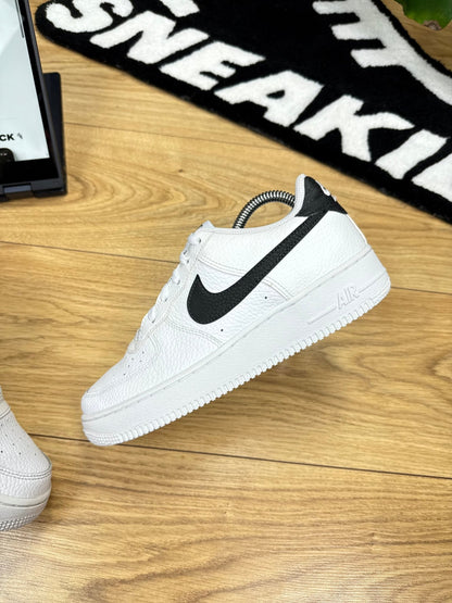 Nike Air Force 1 Low (38.5)