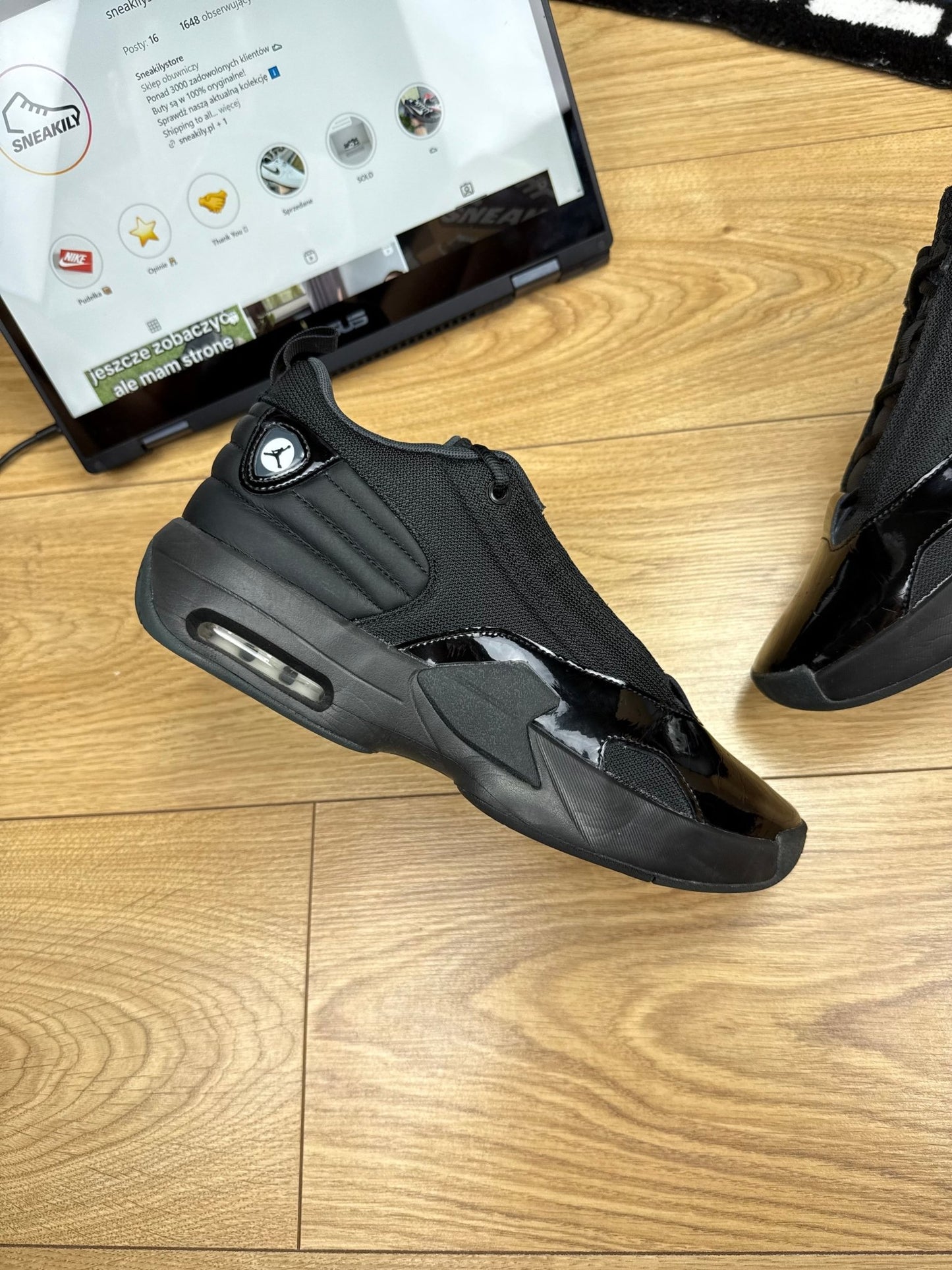 Nike Air Jordan Max Aura 6 (42.5)
