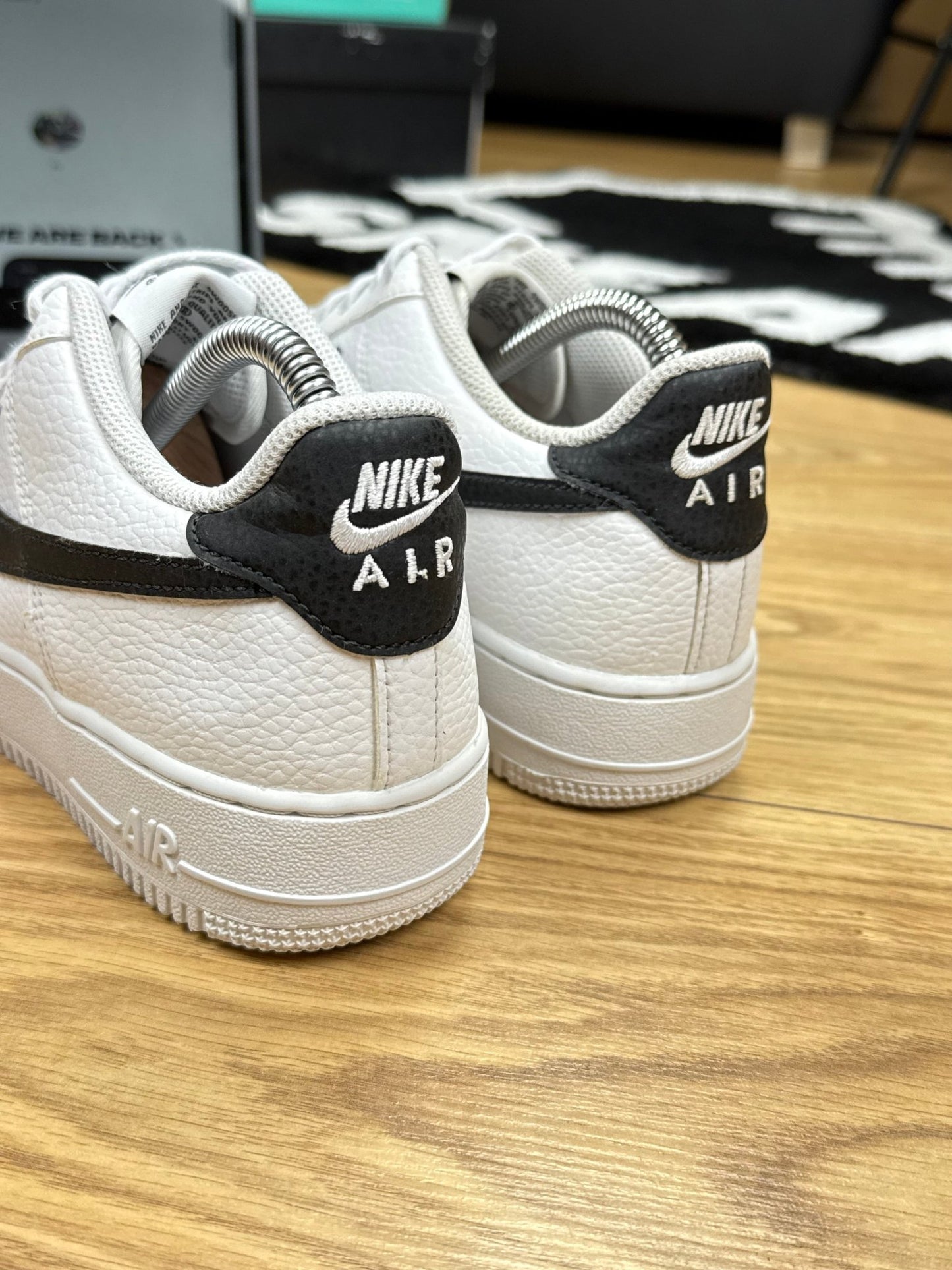Nike Air Force 1 Low (38.5)