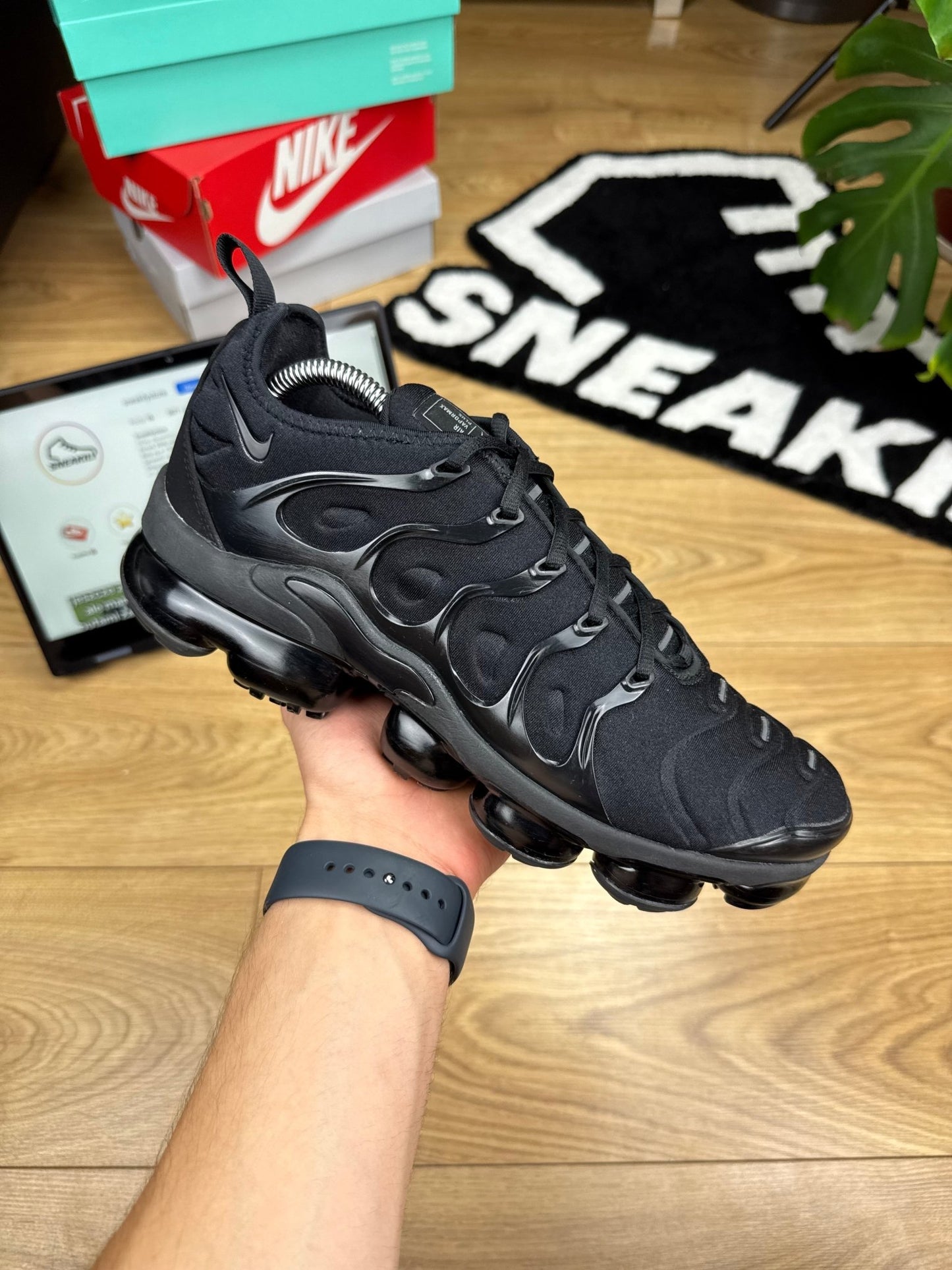 Nike Air Vapormax Plus (43)