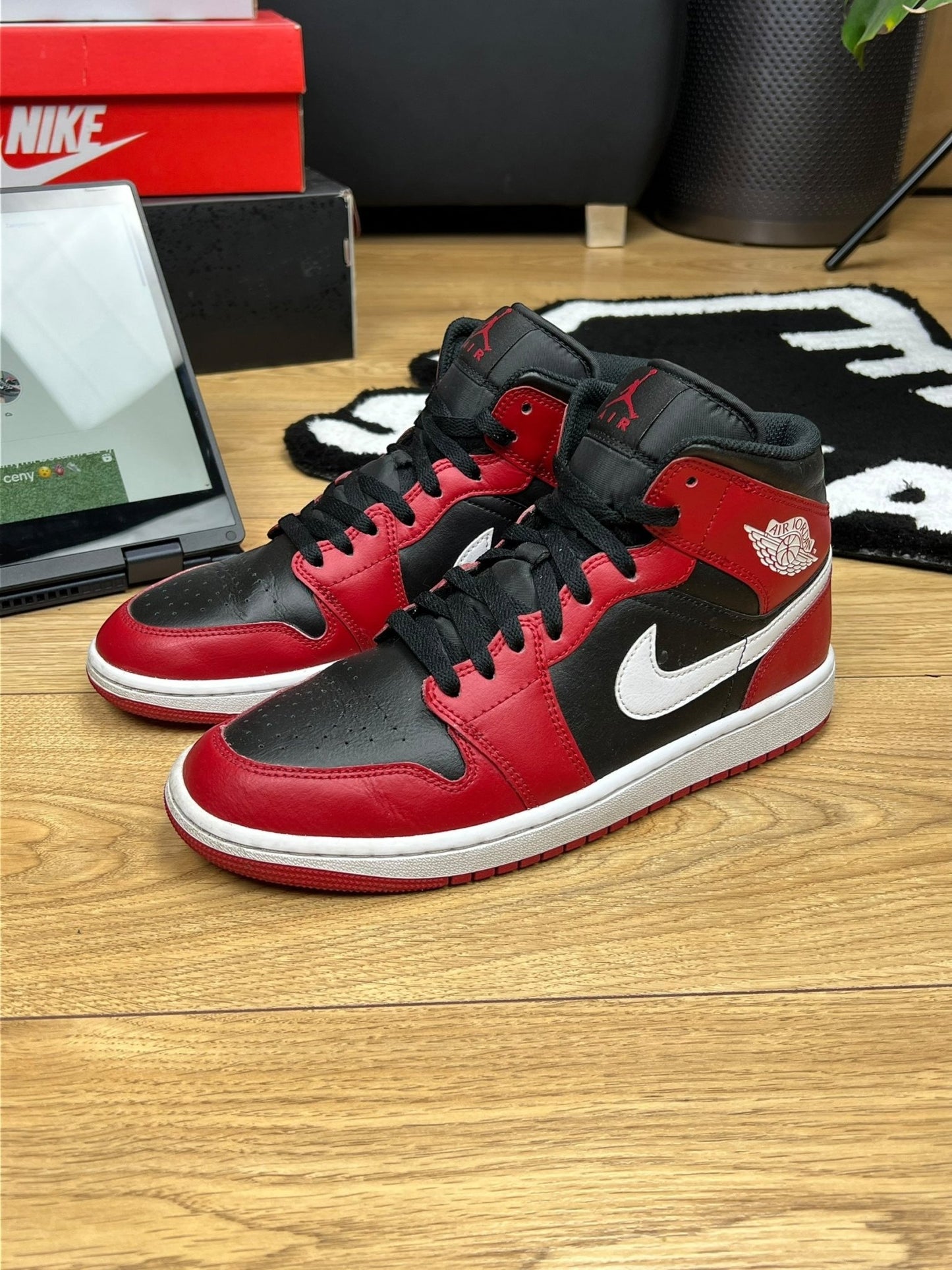 Nike Air Jordan 1 Mid (42.5)