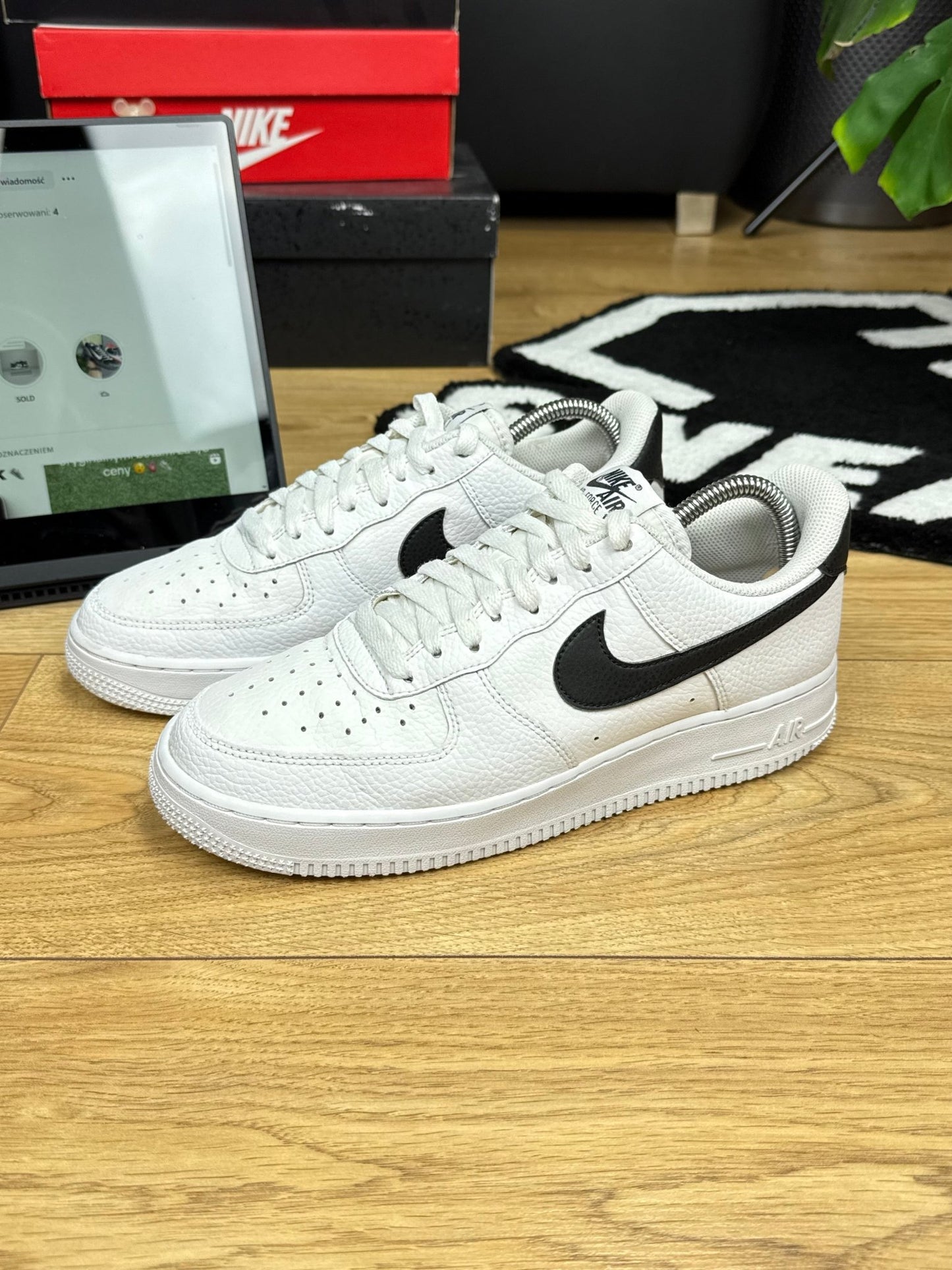 Nike Air Force 1 Low (42)