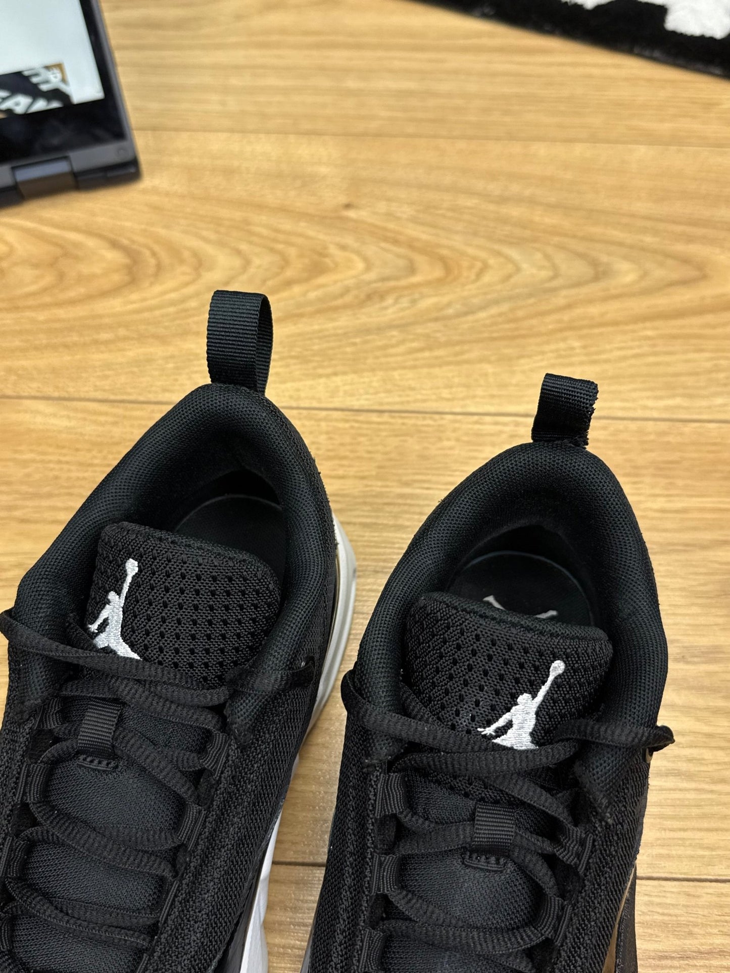 Nike Air Jordan Max Aura 6 (37.5)