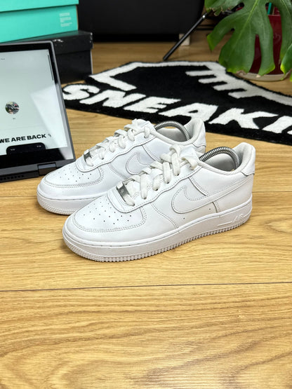 Nike Air Force 1 Low (38.5)
