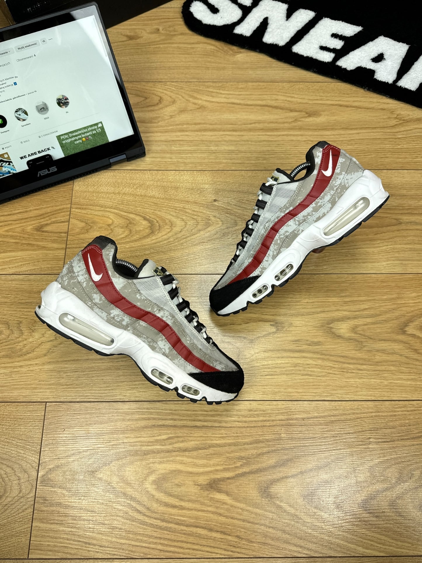 Nike Air Max 95 (42)